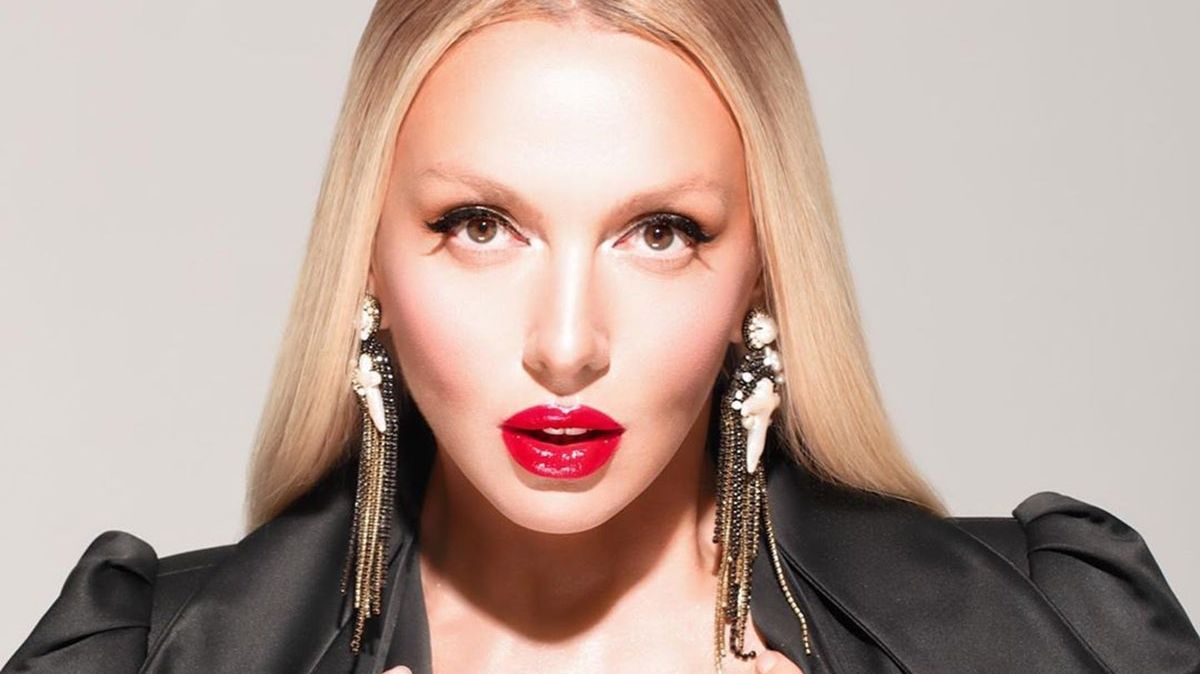 Оля Полякова - фото 1