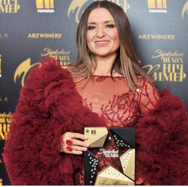 Наталя Могилевська вразила фанів ефектним образом - фото 371220