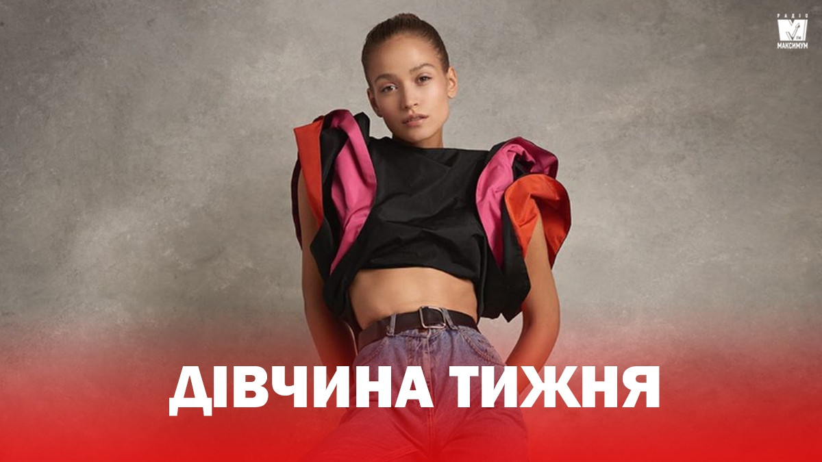 Дівчина тижня: гаряча модель Олександра Ободянська, яка стала обличчям Держави в смартфоні - фото 1