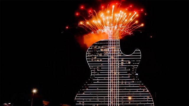 У США з'явився готель у формі гітари: ефектні фото - фото 371441