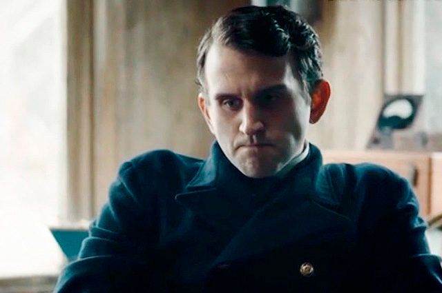 Його не впізнати! Як зараз виглядає кузен Гаррі Поттера - фото 371736