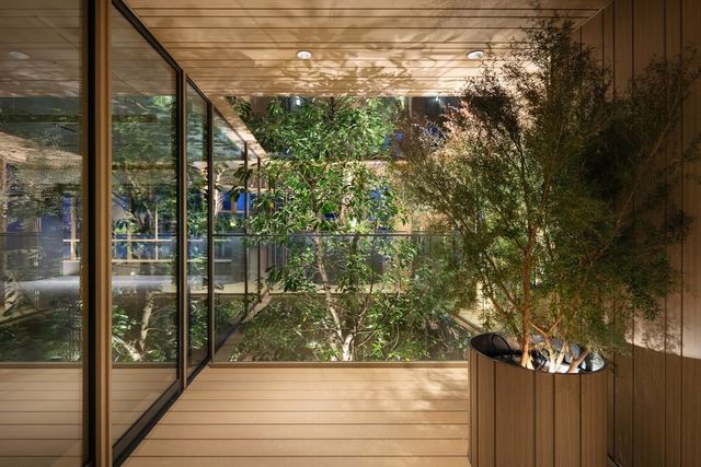 В Токіо з'явився незвичайний офіс, де б хотів працювати кожен (фото) - фото 372086