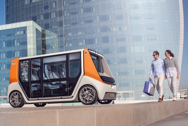 Швейцарці здивували незвичайним промисловим електрокаром - фото 372186