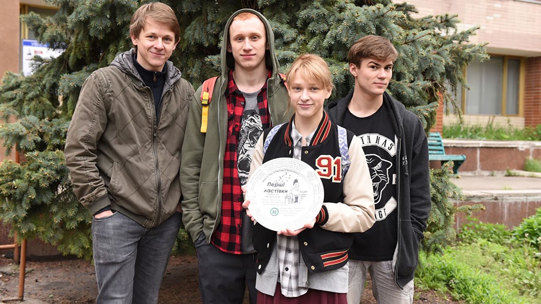 Перші ластівки - фото 1