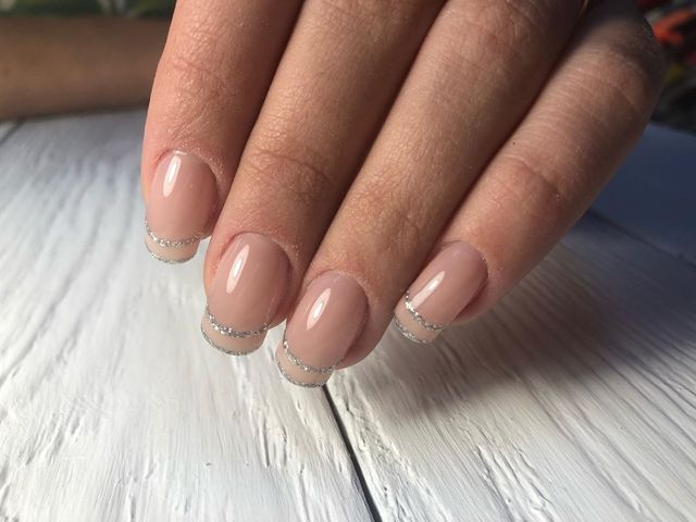 Новорічний манікюр 2020: готові варіанти нігтів на Новий рік у фото - фото 372799