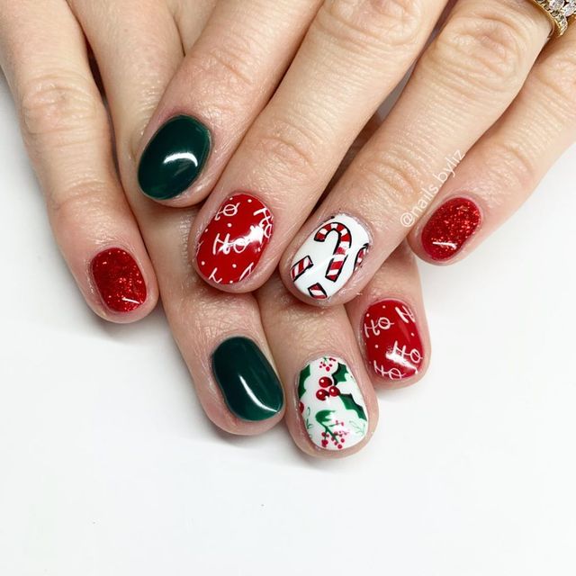 Новорічний манікюр 2020: готові варіанти нігтів на Новий рік у фото - фото 372804
