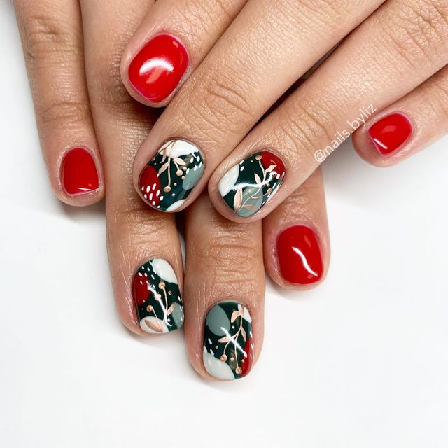 Новорічний манікюр 2020: готові варіанти нігтів на Новий рік у фото - фото 372806