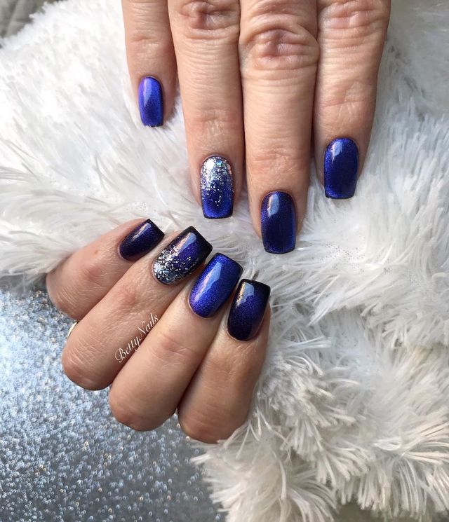 Новорічний манікюр 2020: готові варіанти нігтів на Новий рік у фото - фото 372814