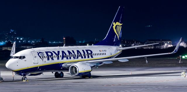 Ryanair не літатими з Києва до Нюрнбергу та Скавсти - фото 372868