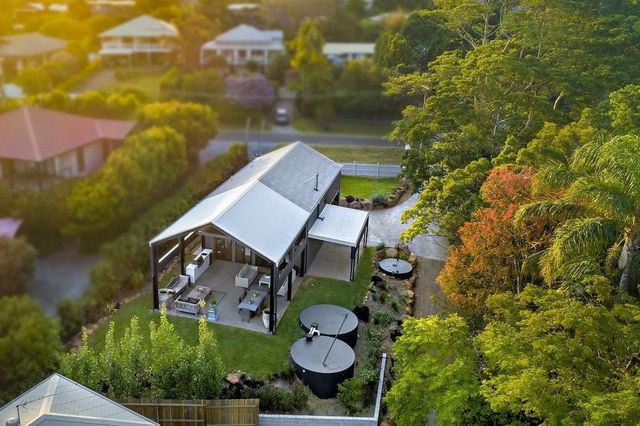 Важко повірити: австралієць перетворив амбар у розкішний дім - фото 372958