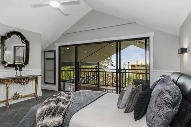 Важко повірити: австралієць перетворив амбар у розкішний дім - фото 372962