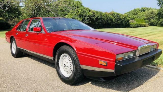 Унікальний Aston Martin виставили на продаж - фото 373015