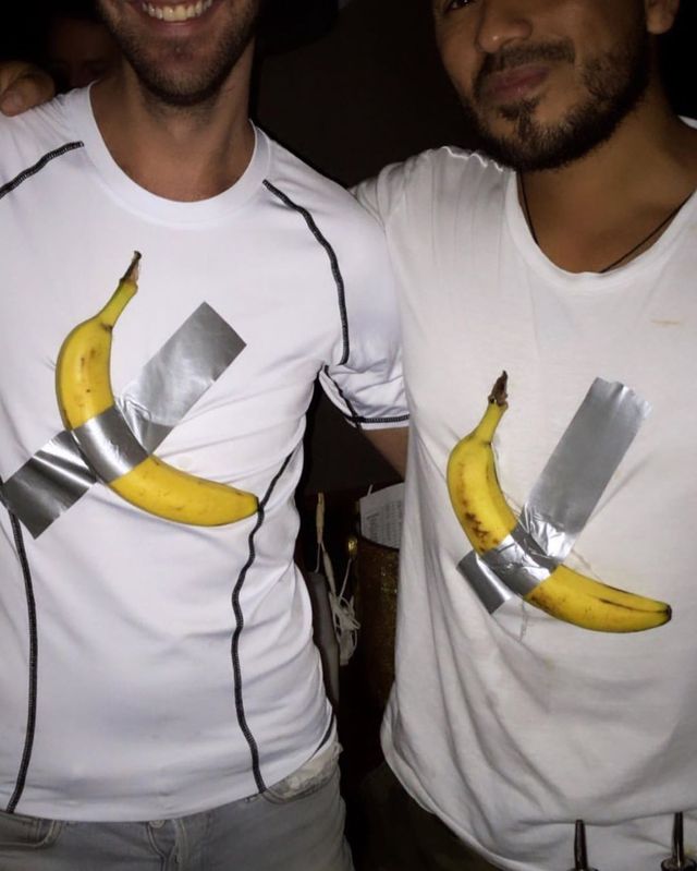 Користувачі мережі висміяли інсталяцію з бананом і скотчем у кумедних мемах - фото 373104