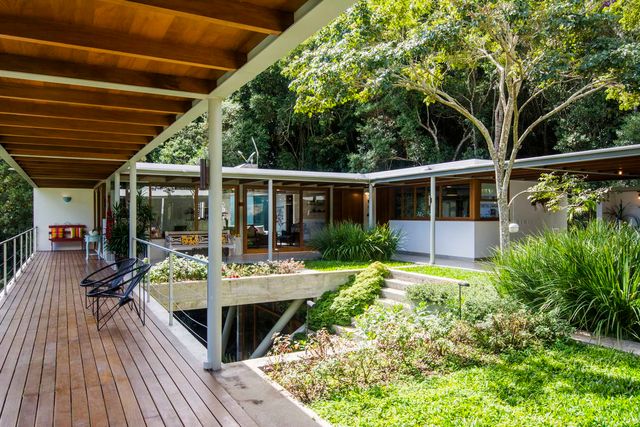 Архітектори створили райський дім біля озера в Бразилії - фото 373354