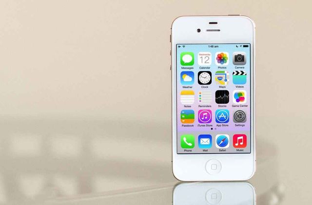 iPhone 4 очолив ТОП 100 гаджетів десятиліття - фото 373565