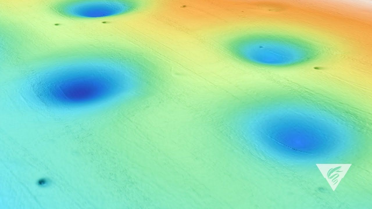 На дні Тихого океану знайшли тисячі таємничих дірок