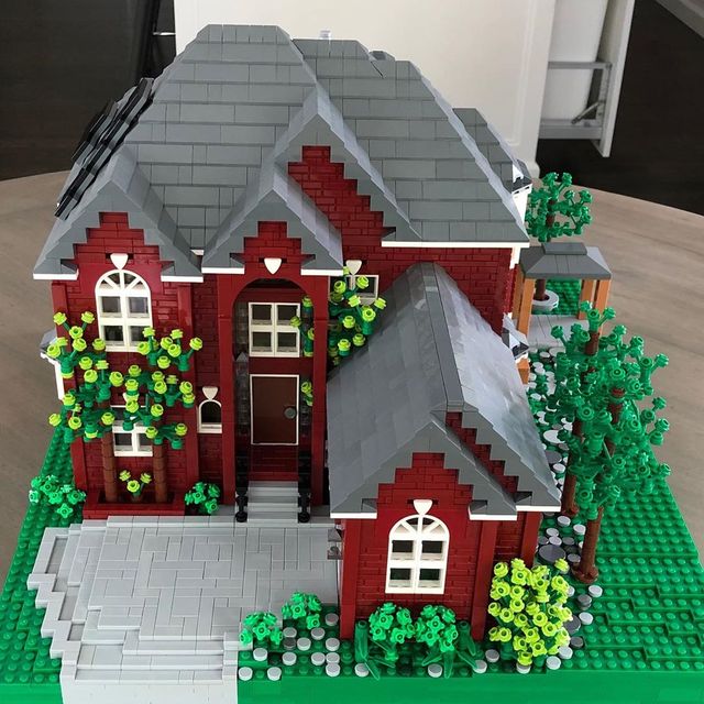 Американка будує з LEGO копії приватних будинків за чималу плату - фото 373928