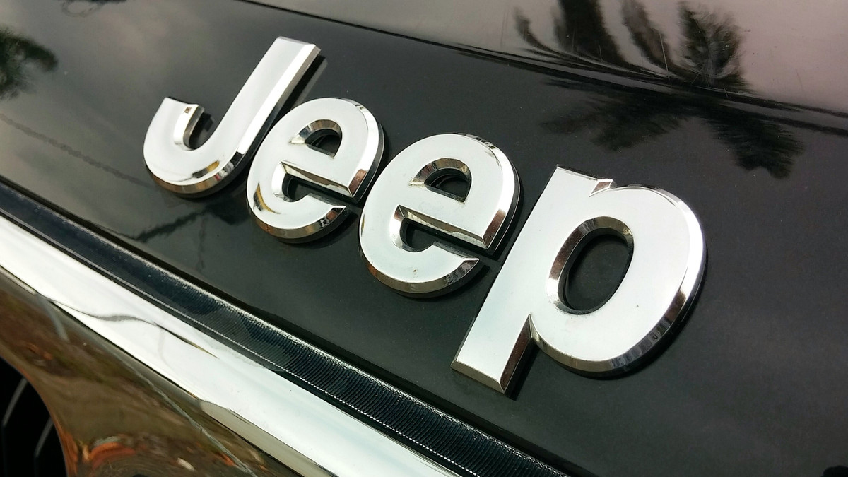 Jeep покаже авто у 2022 році - фото 1