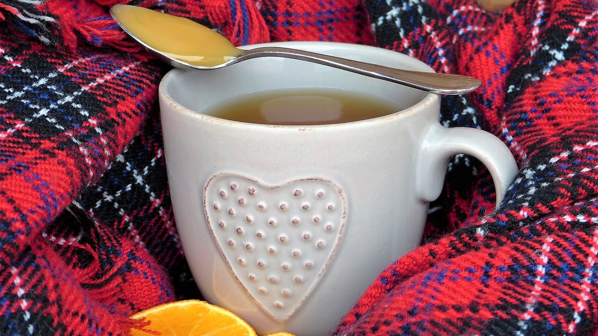 Як відрізнити грип від застуди, і чому краще залишитися вдома