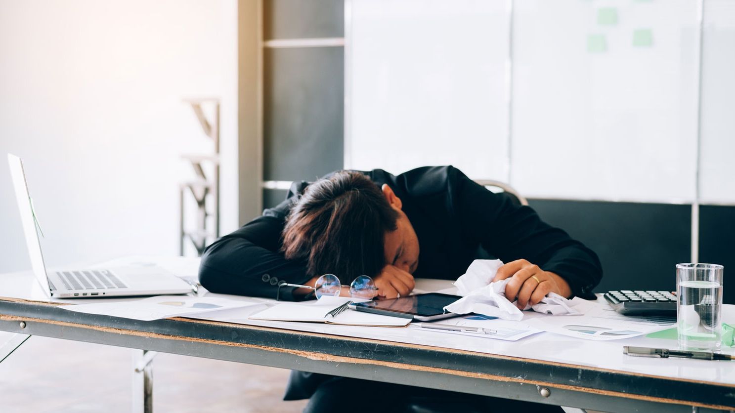 Чому не можна постійно перевтомлюватися