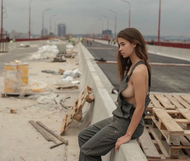 Дівчина тижня: розкута модель Ася Міковіч, яка є інфраструктурною музою України (18+) - фото 374327