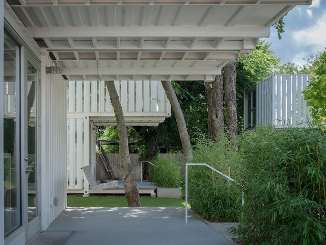 Американці створили круті будинки з морських контейнерів - фото 374916