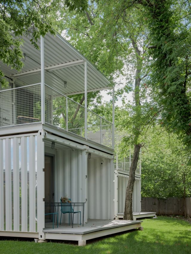 Американці створили круті будинки з морських контейнерів - фото 374924