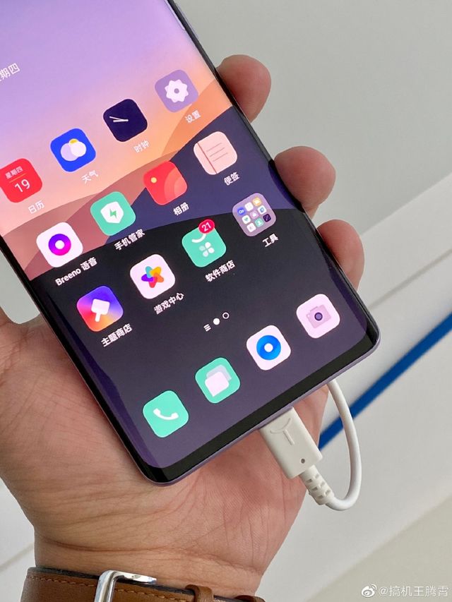 OPPO Reno3 і Reno3 Pro показали на реальних фотографіях до анонсу - фото 375009