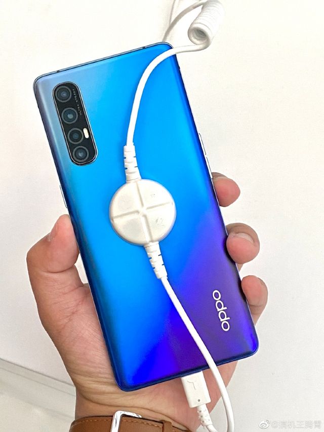 OPPO Reno3 і Reno3 Pro показали на реальних фотографіях до анонсу - фото 375010