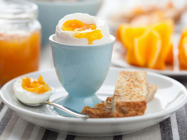 Перед сном слід їсти варені яйця - фото 375074