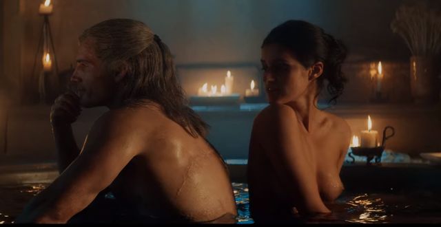 Серіал Відьмак: у мережі з'явився кадр першої пікантної сцени (18+) - фото 375178