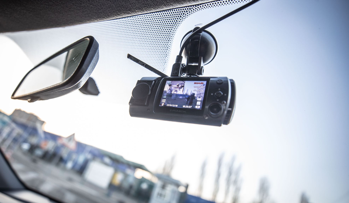 Дії водіїв будуть знімати на камеру - фото 1