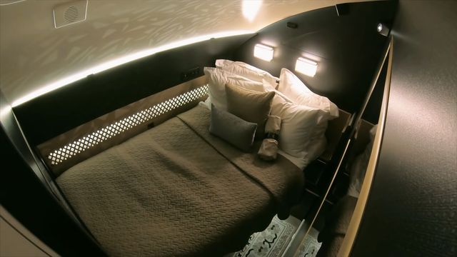 Як виглядає місце в літаку за 68 тисяч доларів - фото 375412