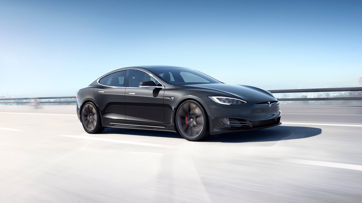 Оновлення Tesla суттєво доопрацює автопілот - фото 1