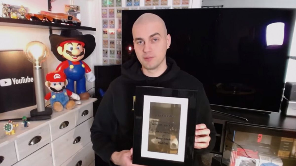 YouTube вперше нагородив за коментар з мільйоном лайків