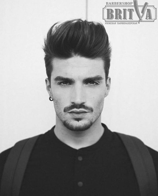 Чоловічі стрижки 2020: модні ідеї і зачіски для чоловіків у фото - фото 375853