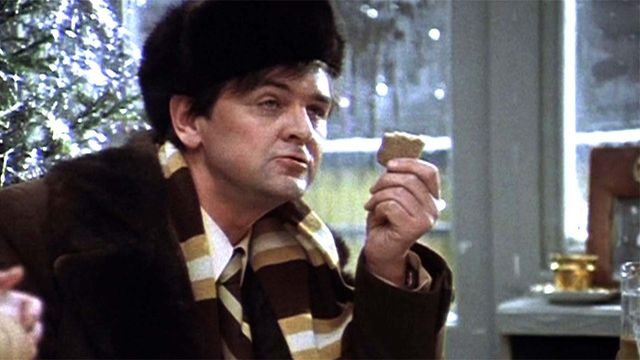 Іронія долі: як змінилися актори улюбленого новорічного фільму - фото 375974