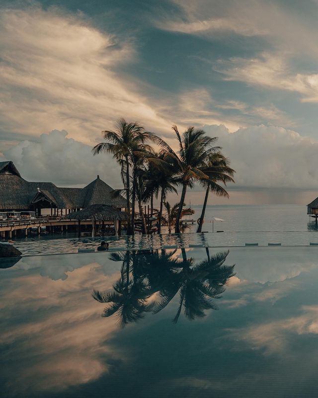 Яскраві фото американця показують, чому варто мандрувати - фото 376227