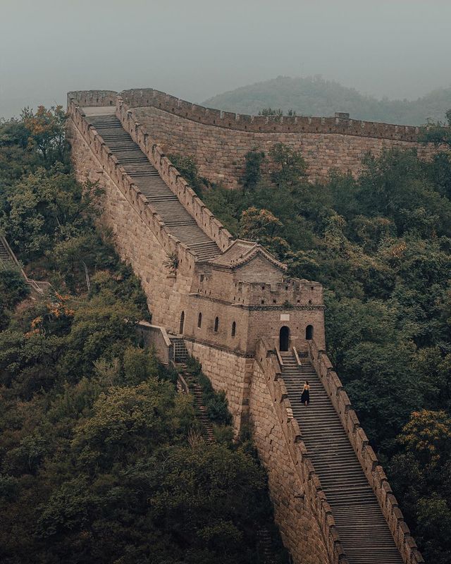 Яскраві фото американця показують, чому варто мандрувати - фото 376232