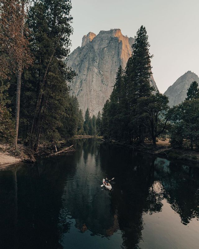 Яскраві фото американця показують, чому варто мандрувати - фото 376233