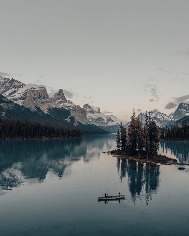 Яскраві фото американця показують, чому варто мандрувати - фото 376236