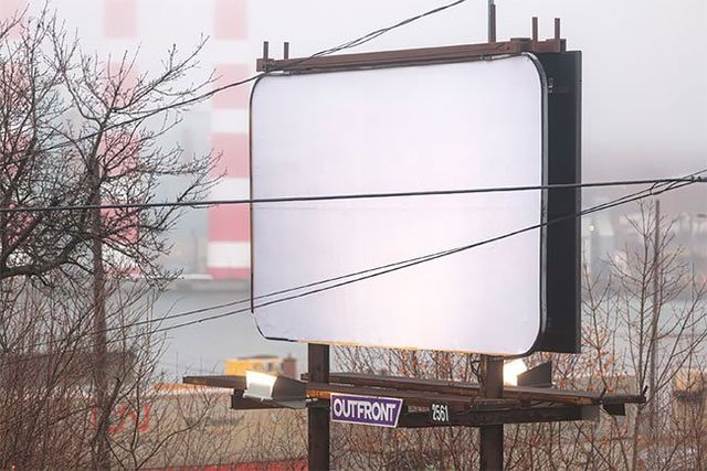 Вам сподобається: креативне агентство заплатило чималу суму за цю 'рекламу' - фото 376251