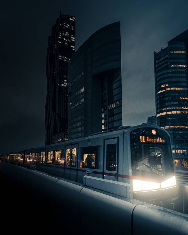 Захопливі подорожі австрійського веб-дизайнера: ефектні фото - фото 376881