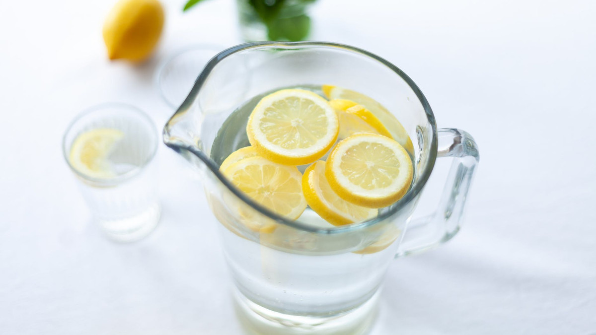 Вода з лимоном - фото 1