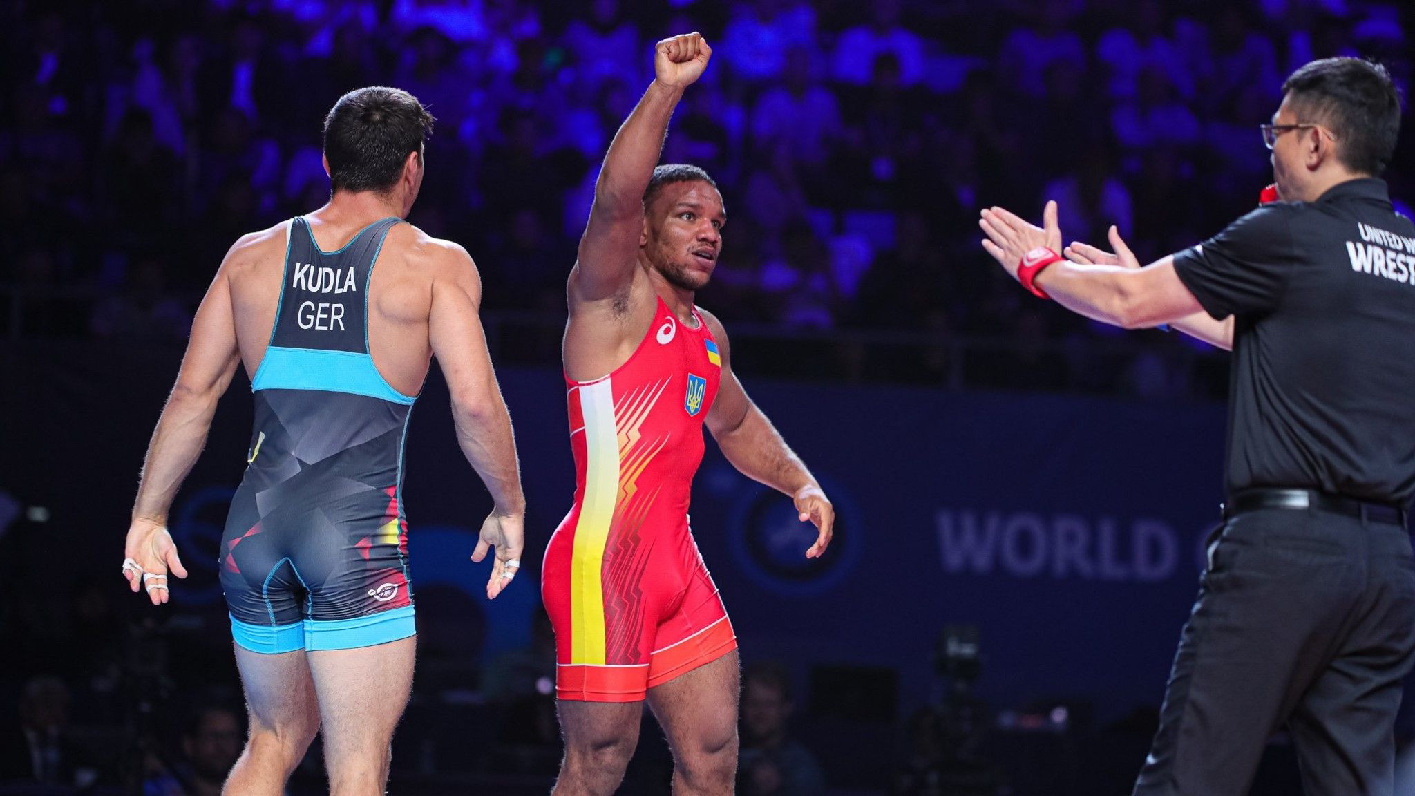 Беленюк зі Слуги народу натякнув на перехід в UFC