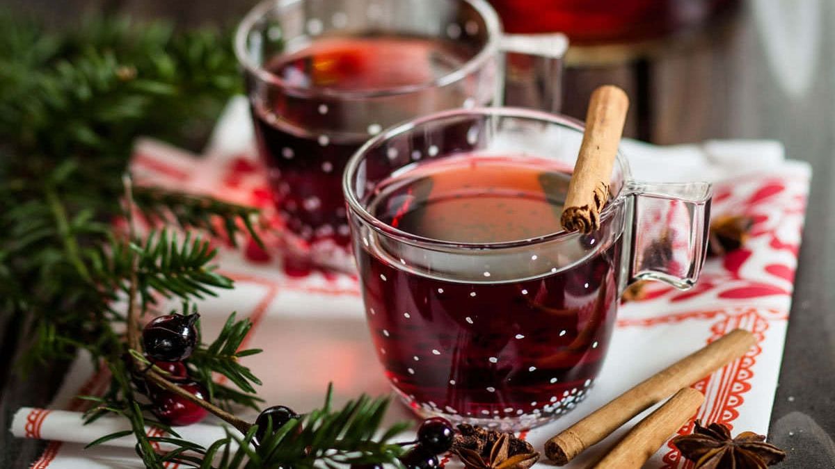 Три корисні властивості глінтвейну для здоров'я і краси