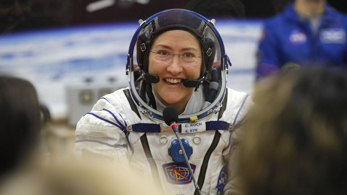 Астронавтка Христина Кох - фото 1