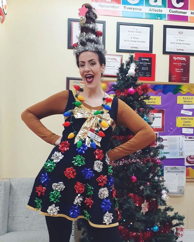 Ялинка замість зачіски: кумедні фото, які змусять усміхнутись - фото 377161