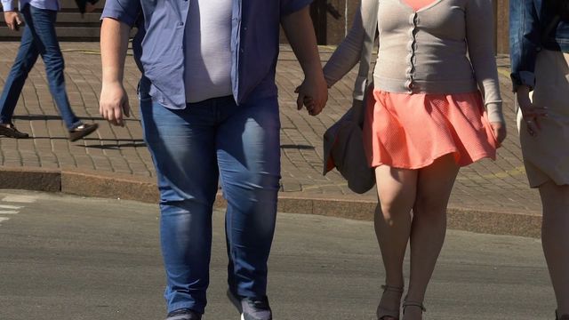 Люди з зайвою вагою щасливіші у стосунках - фото 378153