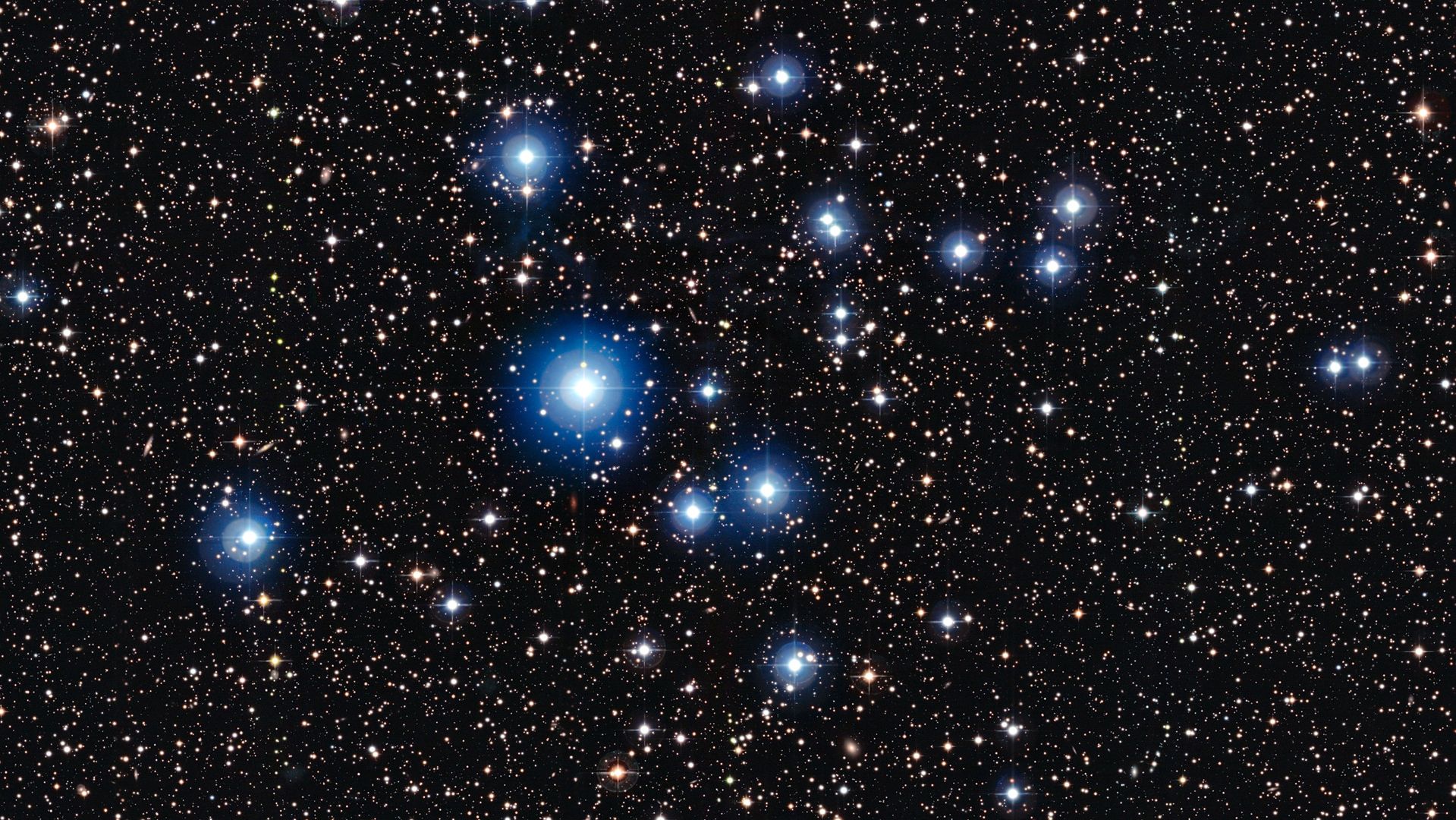 На першому знімку у 2020 році телескоп Хаббл показав у Всесвіті міф стародавнього Єгипту - фото 1